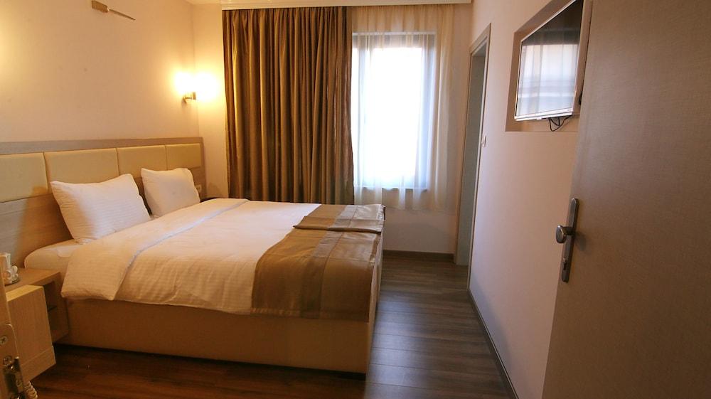 Hotel Vlaho Skopje Exterior foto